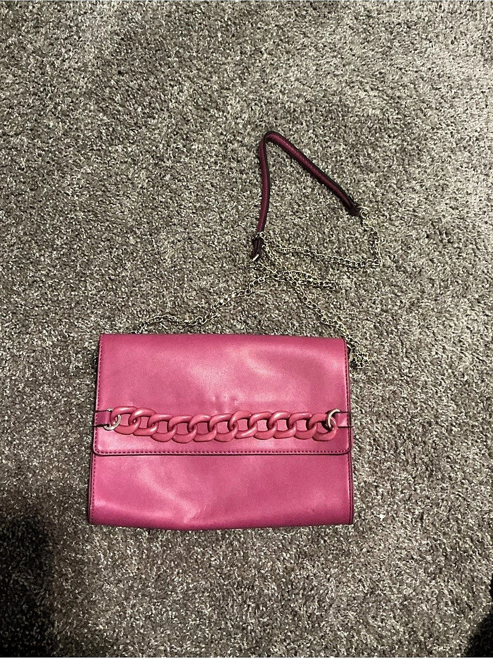Chain Clutch in Pink Like New